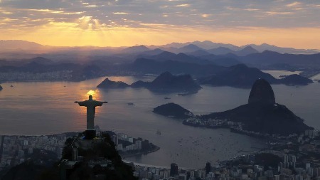 Gastos de estrangeiros caem ao pior patamar em 17 anos e setor de turismo teme isolamento do Brasil