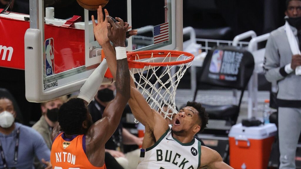 Bucks vencem Suns e empatam em 2 a 2 as finais da NBA