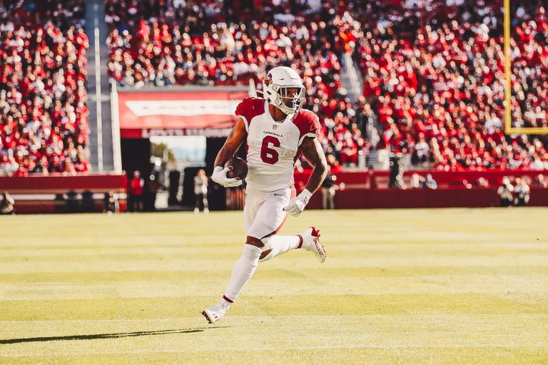 Arizona Cardinals vence o San Francisco 49ers mesmo com desfalques